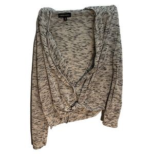 Loose gray long sleeve